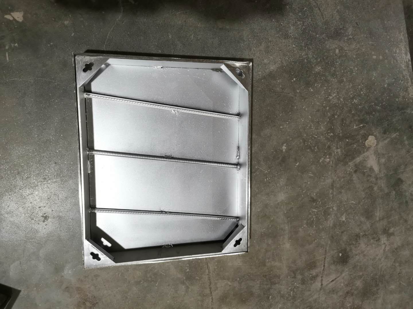 全不銹鋼單框井蓋1.jpg 全不銹鋼單框井蓋1.jpg